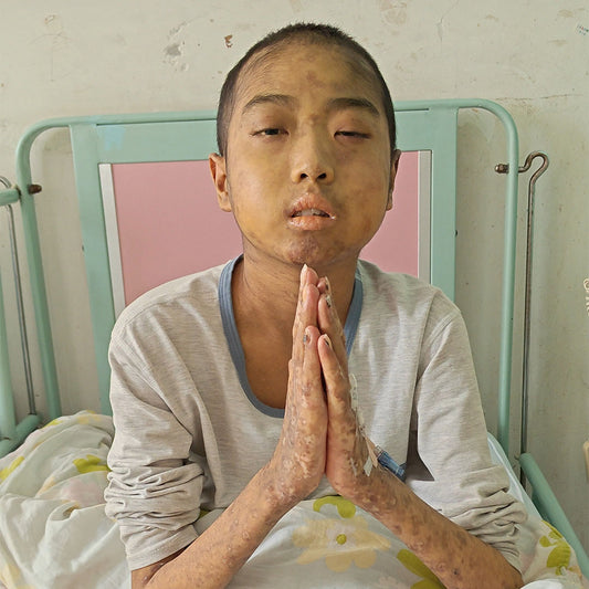 緊急救助白血病少年，命懸一線！